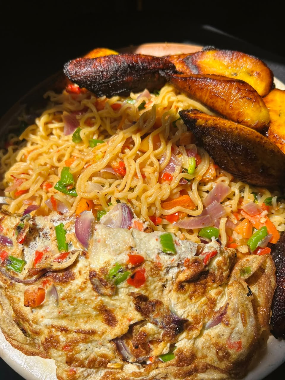 Noodles,Egg & Plantain